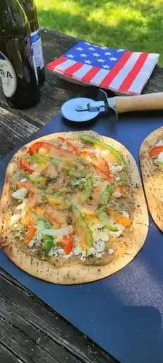 Mediterranean Flatbread Pizza