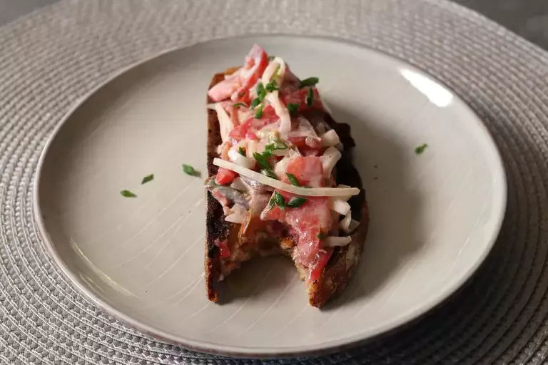 Russian Tomato Salad Bruschetta