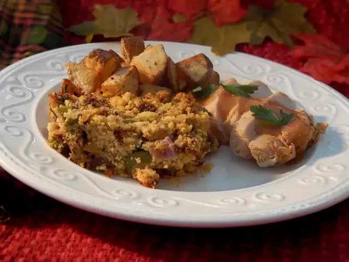 Sausage and Cornbread Dressing