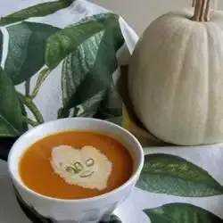 Roasted Red Bell Pepper Soup