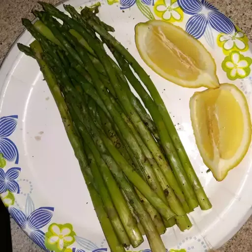 Simply Steamed Asparagus