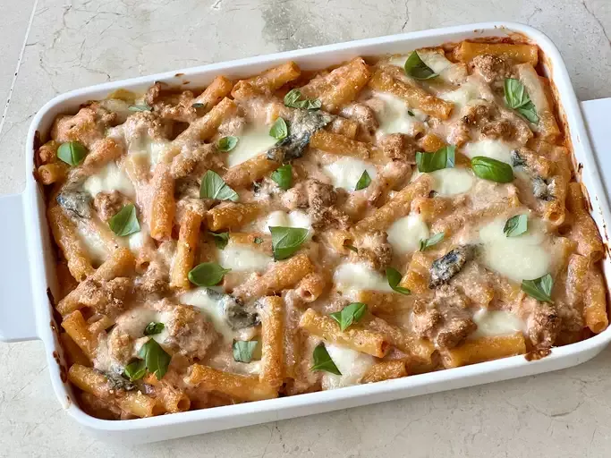 Sausage and Spinach Baked Ziti