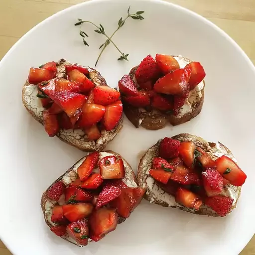 Strawberry Goat Cheese Bruschetta