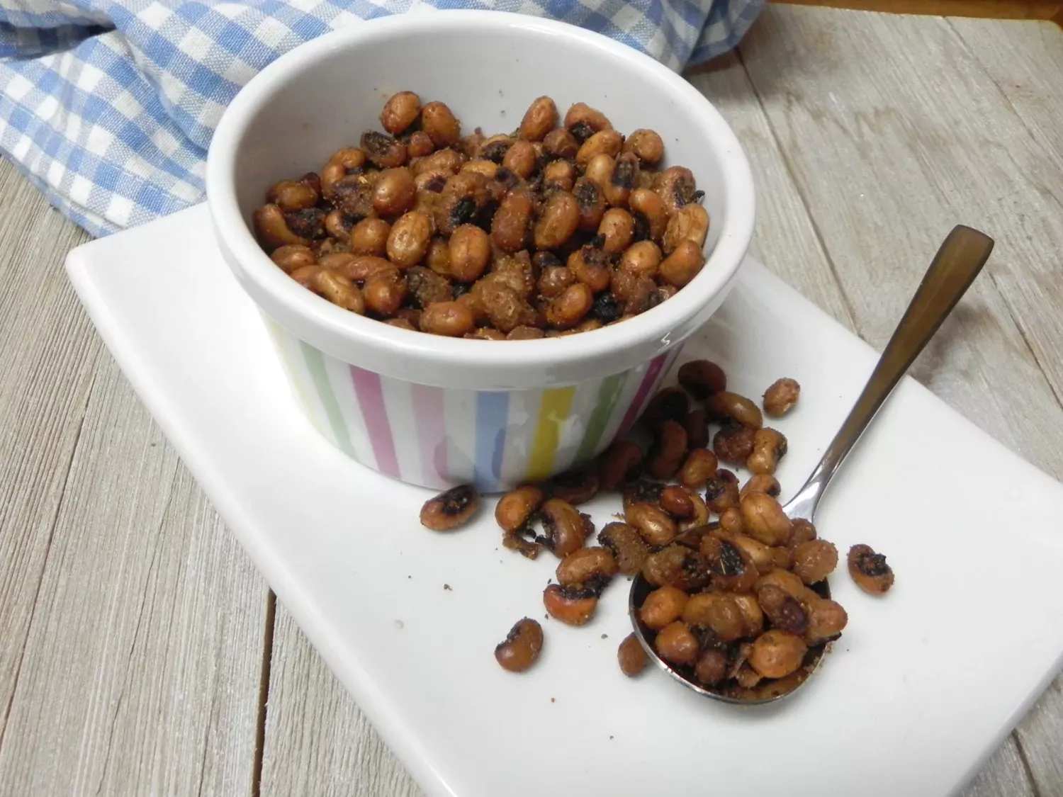 Air Fryer Crispy Cajun Black-Eyed Peas