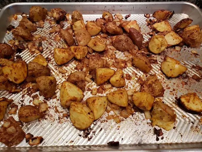 Easy, Spicy Roasted Potatoes