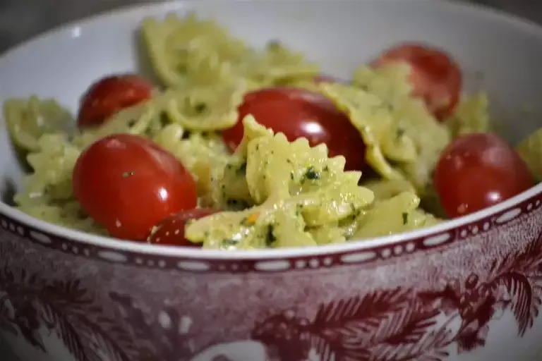 Light Lemon Pesto Pasta