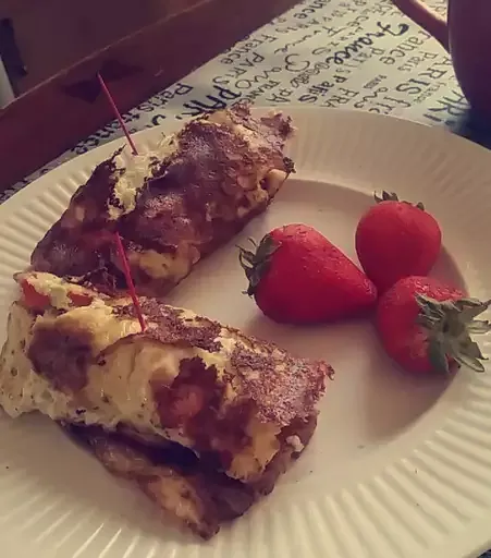 Egyptian Feta Cheese Omelet Roll