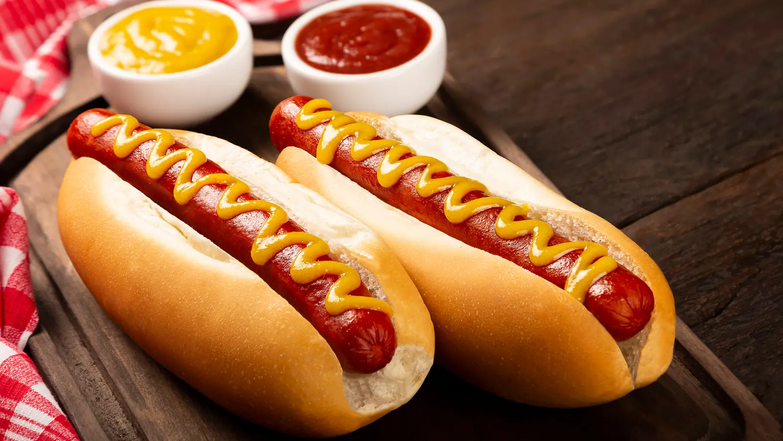 This Controversial Hot Dog Topping Has the Internet Divided